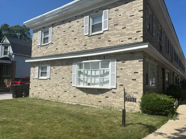 7721 S Coles Avenue #B, Chicago, IL 60649 - #1