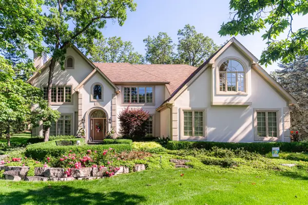 451 Courtney Circle, Sugar Grove, IL 60554