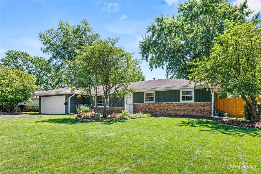 210 Briar Lane, North Aurora, IL 60542 - #2
