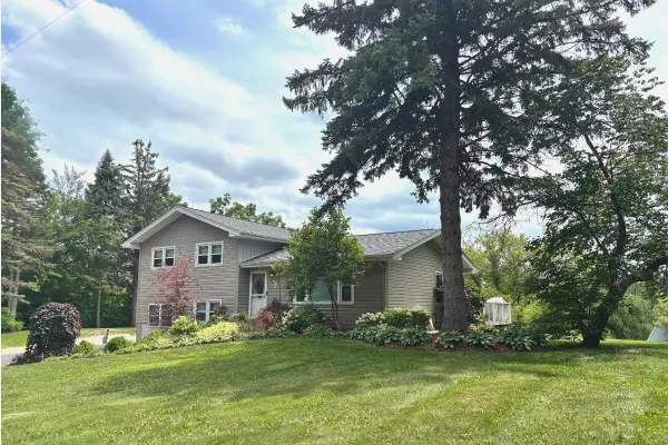 14101 Perkins Road, Woodstock, IL 60098