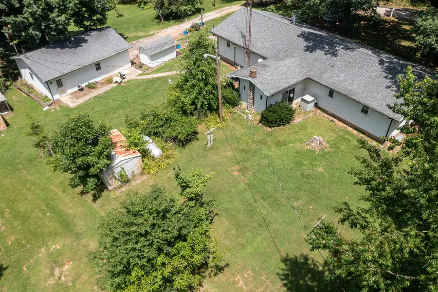 19503 N Moonbeam Lane, Mount Vernon, IL 62864 - #2