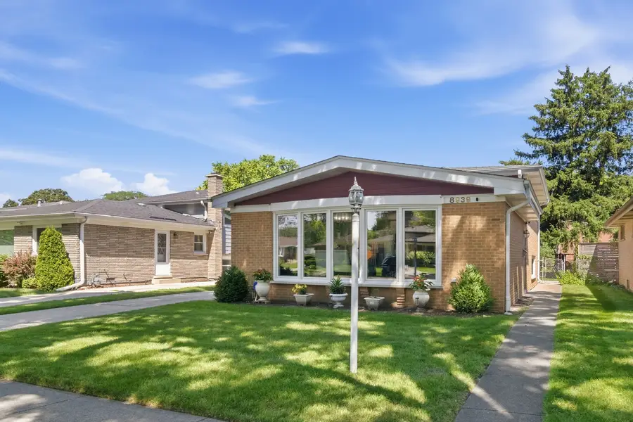 Address Withheld By Seller, Morton Grove, IL 60053 - #2