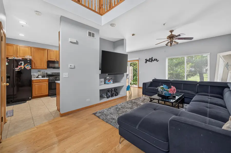 949 Tanager Court, Glen Ellyn, IL 60137 - #3