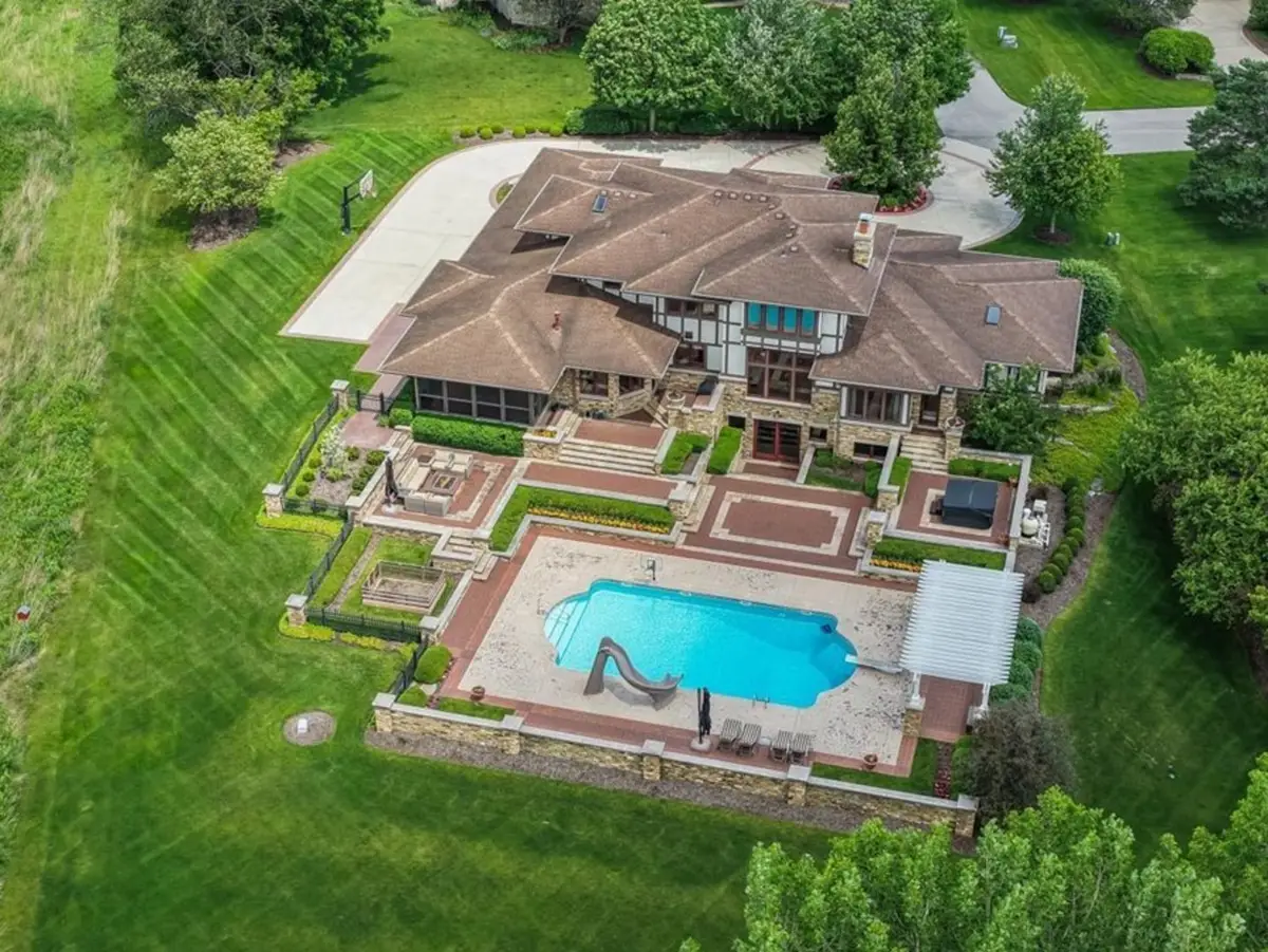 39W973 Crosscreek Lane, Saint Charles, IL 60175 - #1