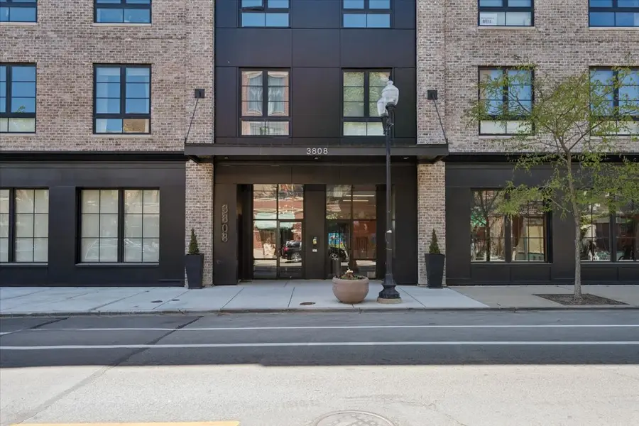 3808 N Lincoln Avenue #203, Chicago, IL 60613 - #2