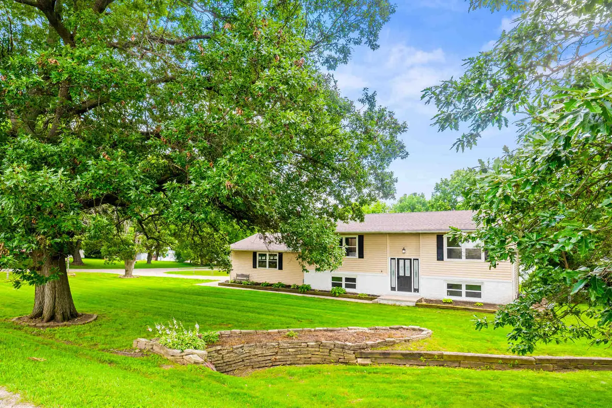 8212 Elm Avenue, Downs, IL 61736 - #1