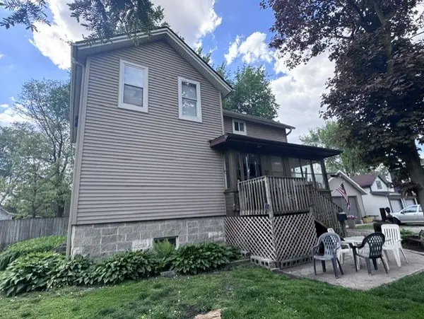 248 W Washington Street, West Chicago, IL 60185