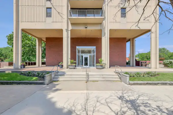 2901 S Michigan Avenue #403, Chicago, IL 60616