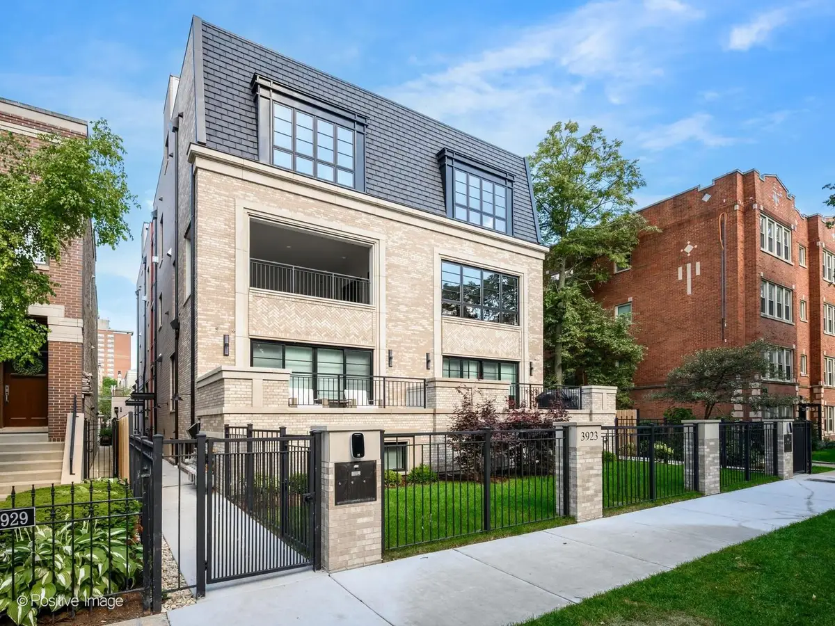 3923 N Janssen Avenue #2E, Chicago, IL 60613 - #1