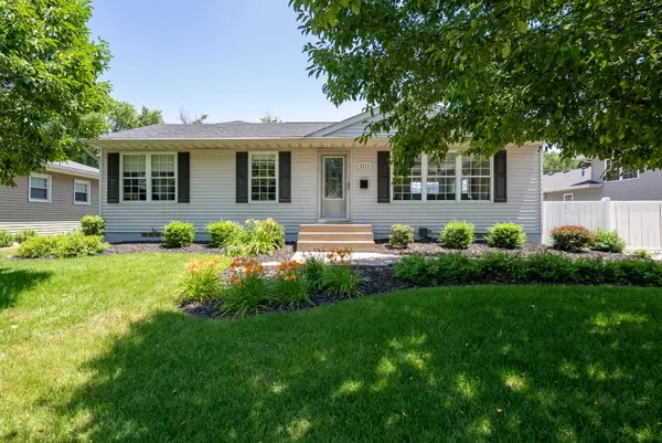 2211 N Ohio Avenue, Davenport, IA 52804