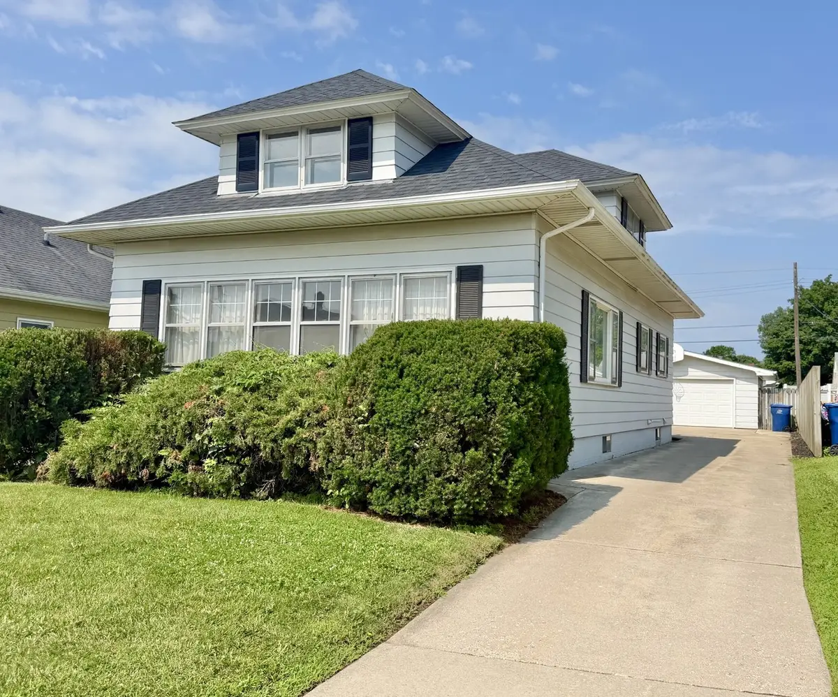 1511 St Vincents Avenue, Lasalle, IL 61301 - #1