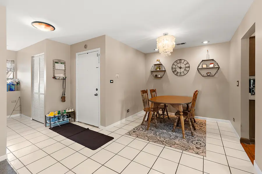 Address Withheld By Seller, Orland Park, IL 60462 - #3