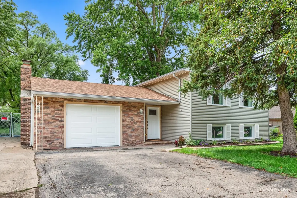 337 E Briarcliff Road, Bolingbrook, IL 60440 - #1