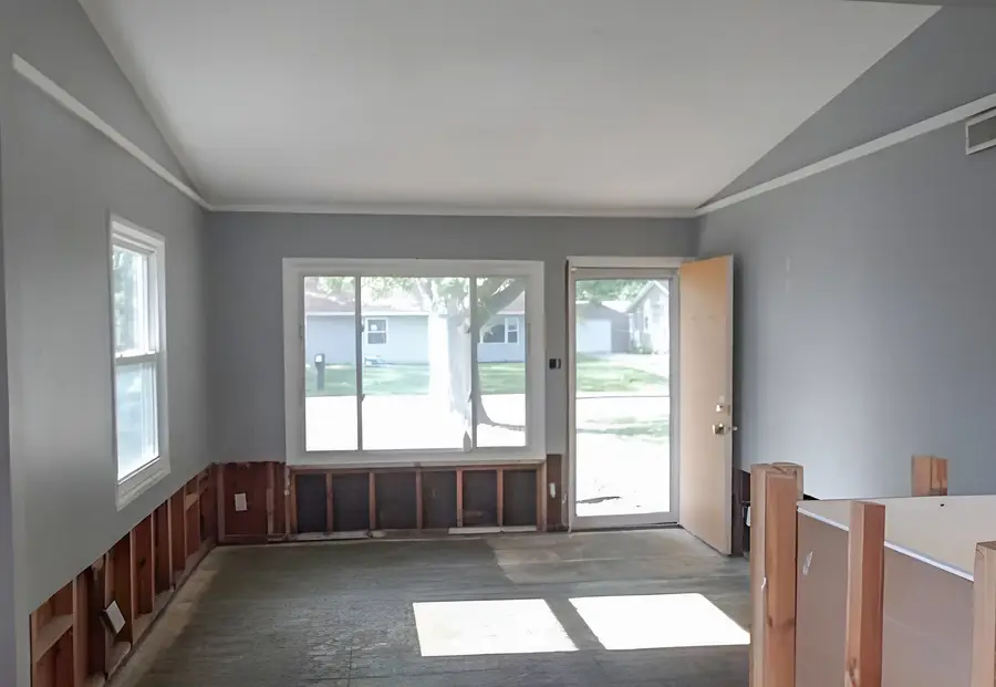 2011 Parkdale Drive, Champaign, IL 61821 - #2