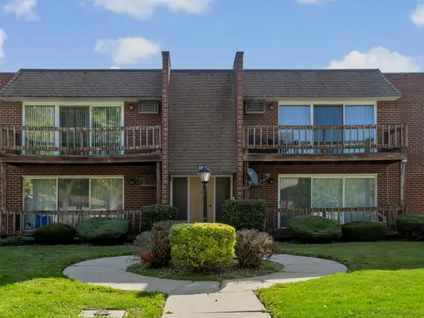 535 N Pleasant Drive #2B, Glenwood, IL 60425