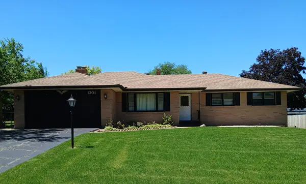 1301 Easton Parkway, Rockford, IL 61108