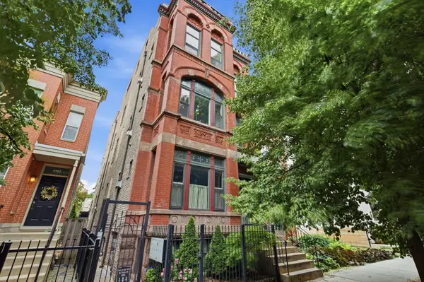 1516 N Mohawk Street #3F, Chicago, IL 60610