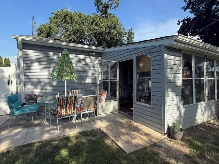 216 Linden Avenue, Romeoville, IL 60446 - #2