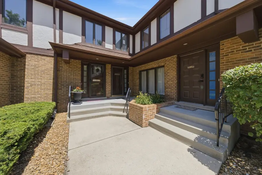 12254 S Dogwood Lane #1B, Palos Heights, IL 60463 - #3