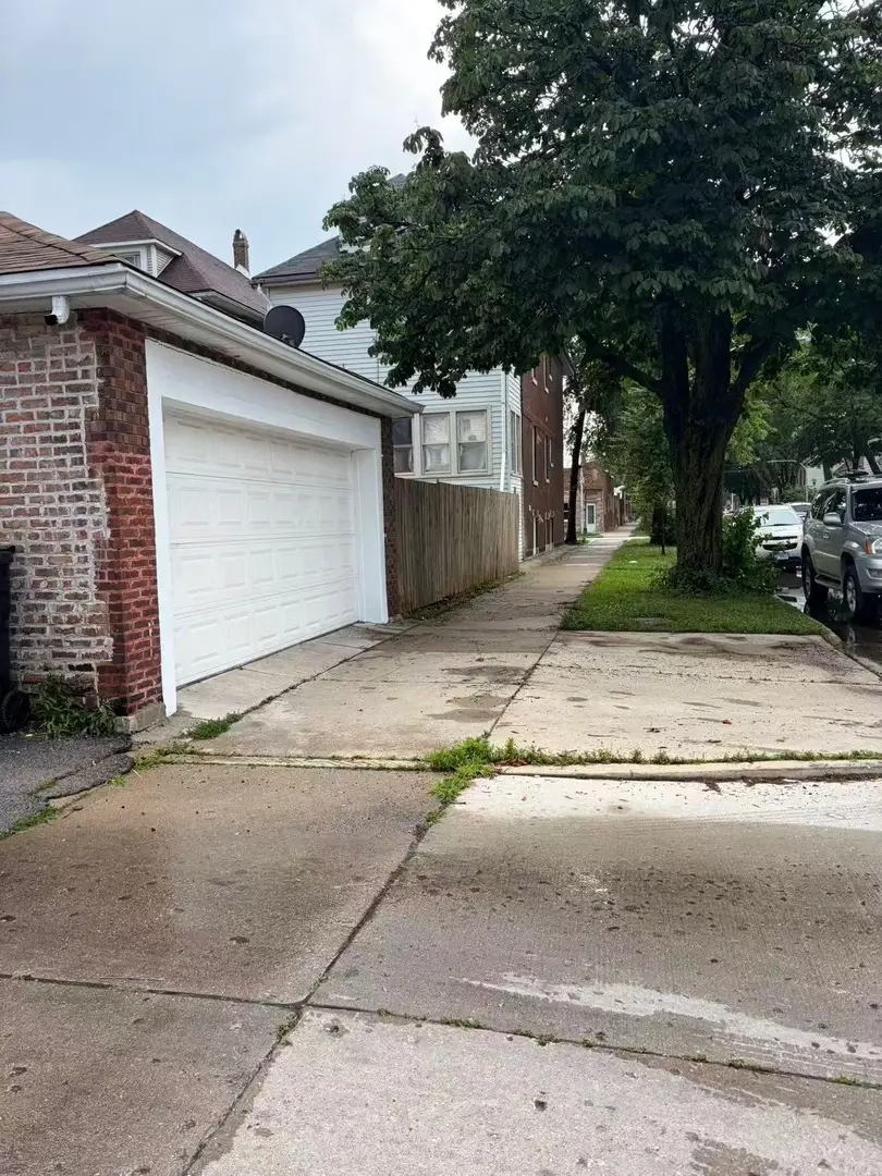 4501 S Francisco Avenue, Chicago, IL 60632 - #3
