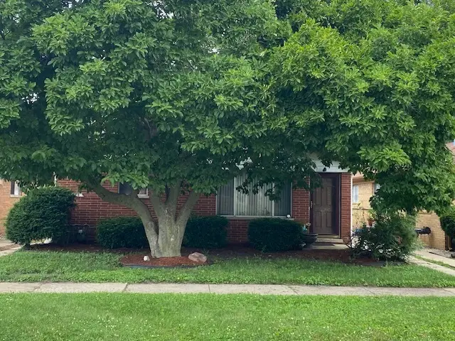 384 Greenbay Avenue, Calumet City, IL 60409 - #1
