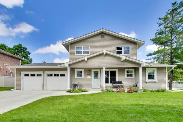 1067 Carpenter Court, Elk Grove Village, IL 60007