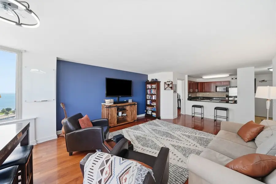525 W Hawthorne Place #2308, Chicago, IL 60657 - #2