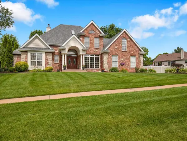 8532 Suffolk Drive, Rockford, IL 61108