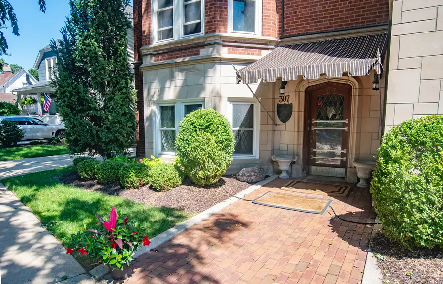 307 W Harris Avenue #BB, La Grange, IL 60525 - #2