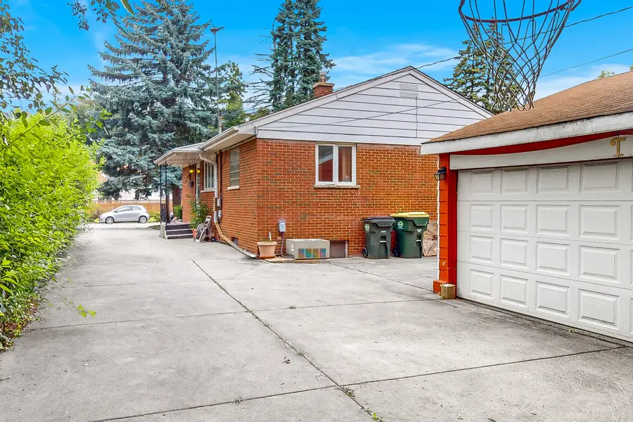 5539 Theobald Road, Morton Grove, IL 60053 - #2