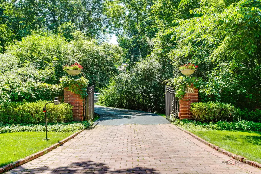 610 S Ridge Road, Lake Forest, IL 60045 - #2