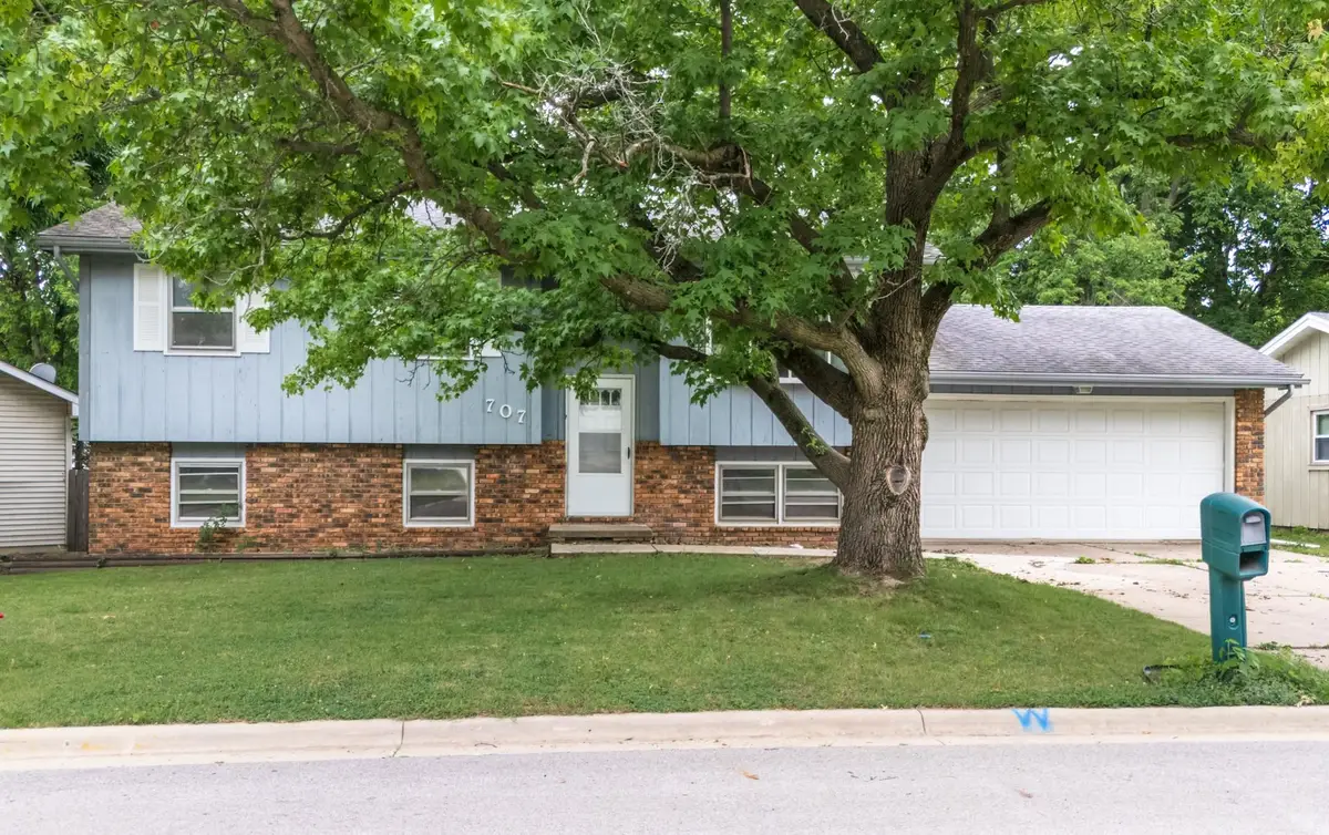 707 Chester Drive, Normal, IL 61761 - #1