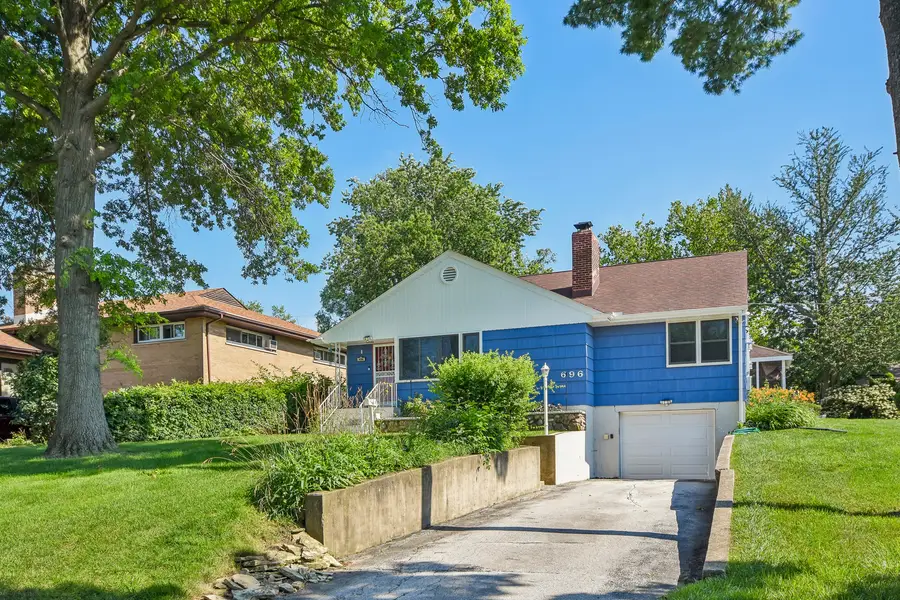 696 2nd Street, Crete, IL 60417 - #3