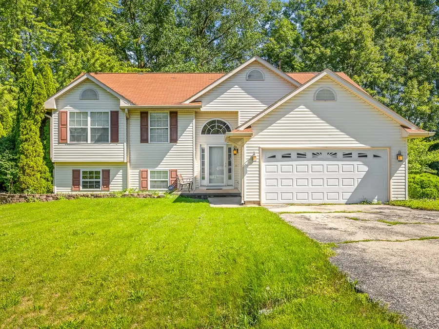 212 Rochester Road, Poplar Grove, IL 61065 - #2