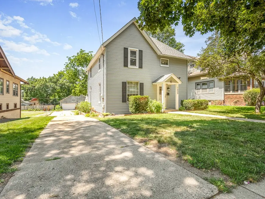 332 N London Avenue, Rockford, IL 61107 - #2