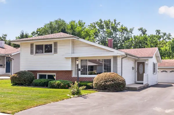 23 W Prairie Avenue, Lombard, IL 60148