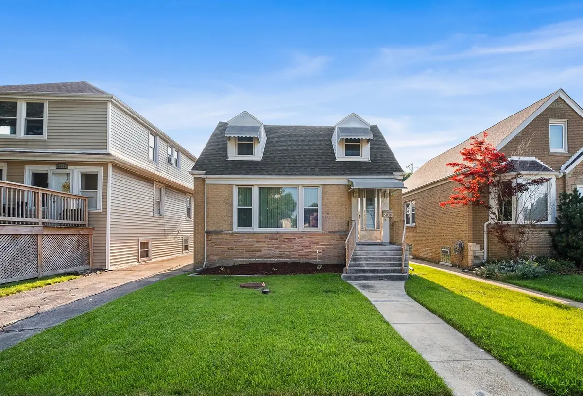 5038 N Nagle Avenue, Chicago, IL 60630 - #1