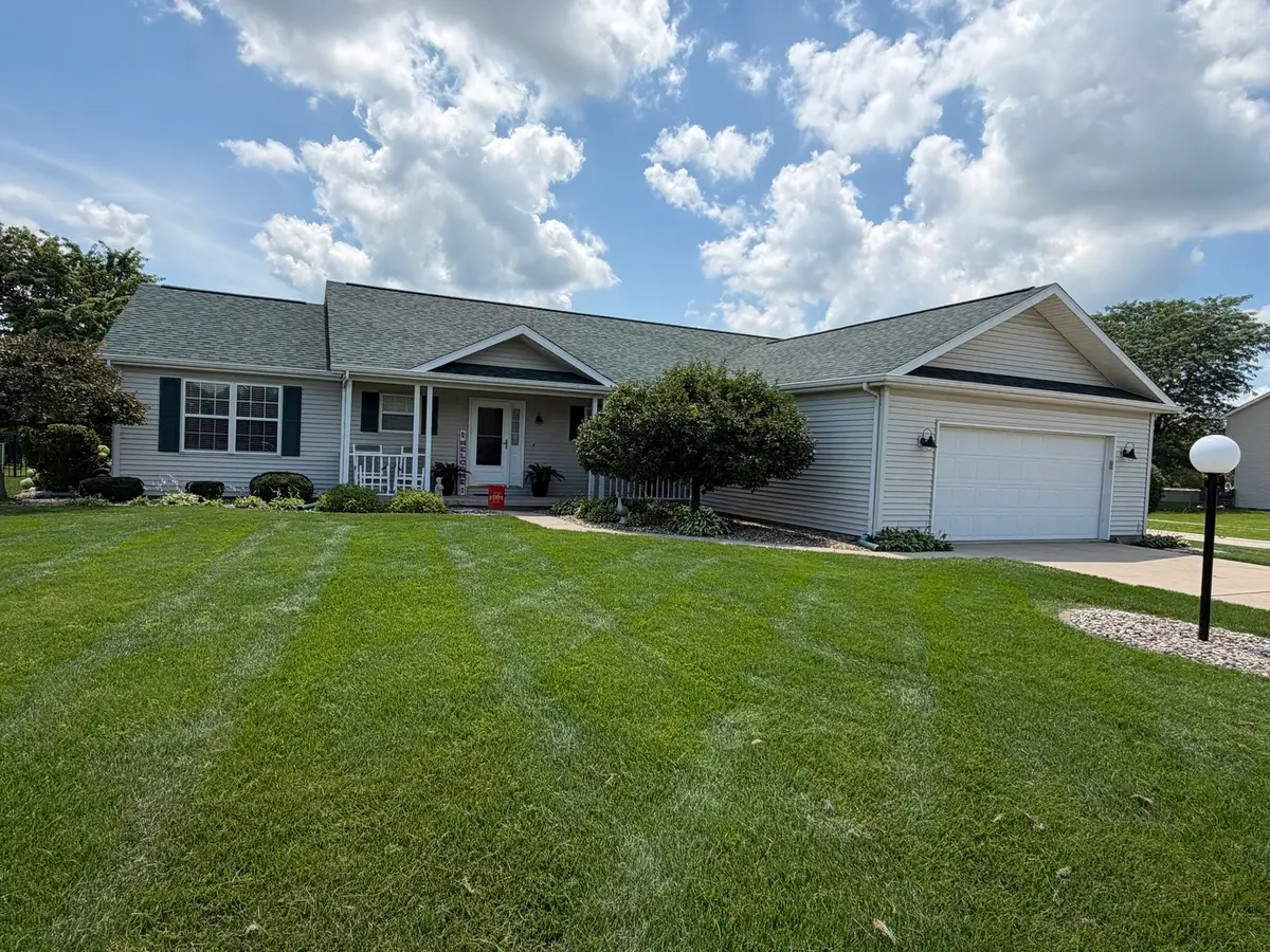 2001 Juniper Drive, Mahomet, IL 61853 - #1