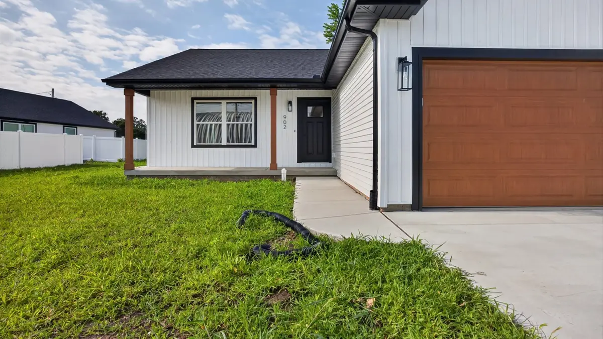 902 W South Street, Lexington, IL 61753 - #1