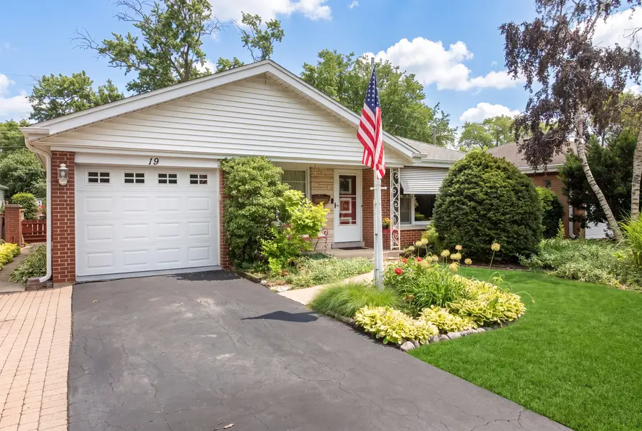 19 N Seminary Avenue, Park Ridge, IL 60068 - #2