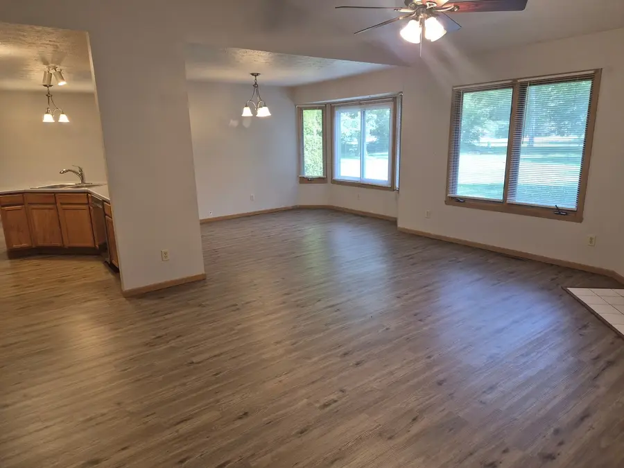 140 Lamplighter, Poplar Grove, IL 61065 - #2