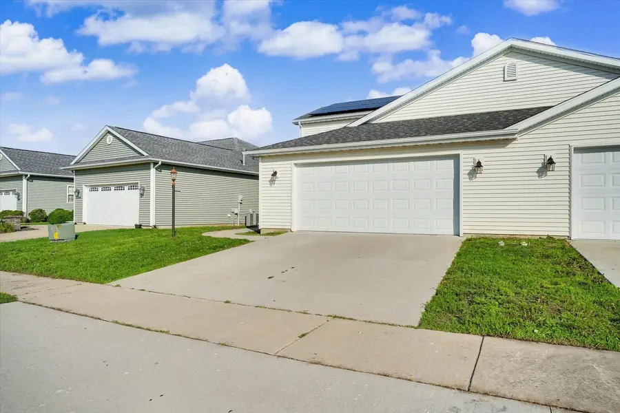 3314 Boulder Ridge Drive, Champaign, IL 61822 - #2