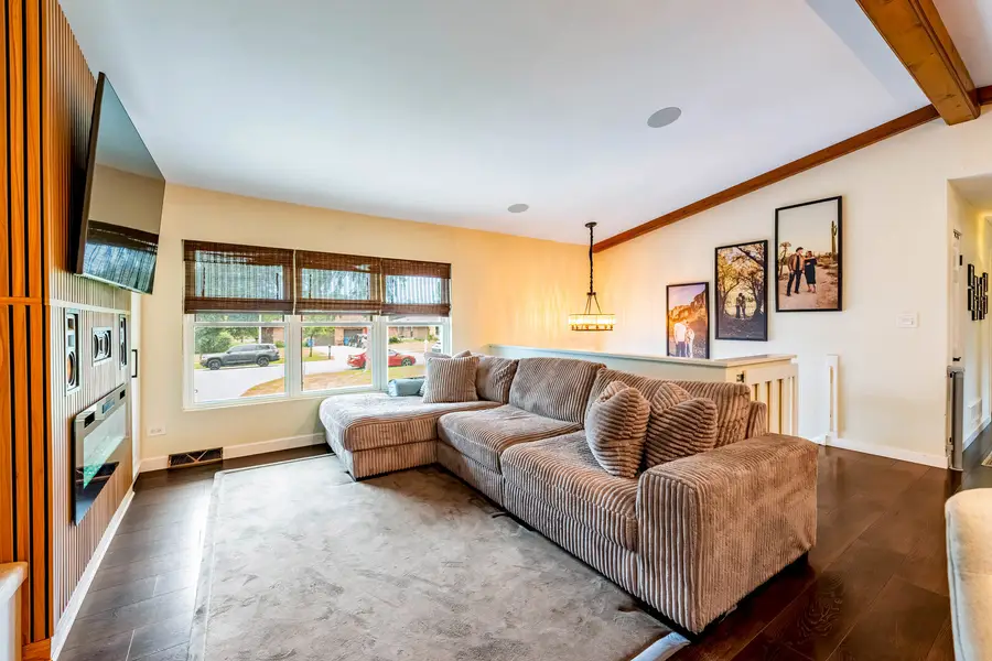 17W667 Lorraine Avenue, Addison, IL 60101 - #2