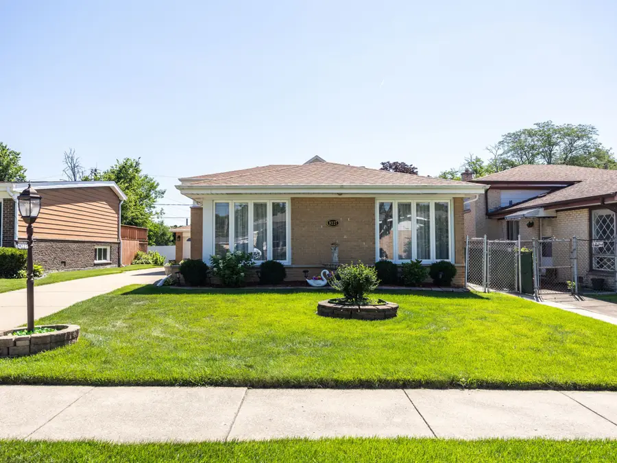 9227 Merrill Avenue, Morton Grove, IL 60053 - #3