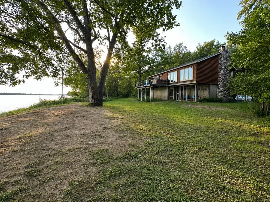 3996 Highway 22, Blue Grass, IA 52726 - #3
