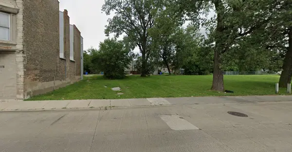 5935 S Wentworth Avenue, Chicago, IL 60621
