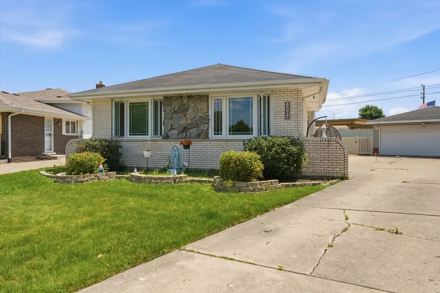 4517 110th Place, Oak Lawn, IL 60453 - #3