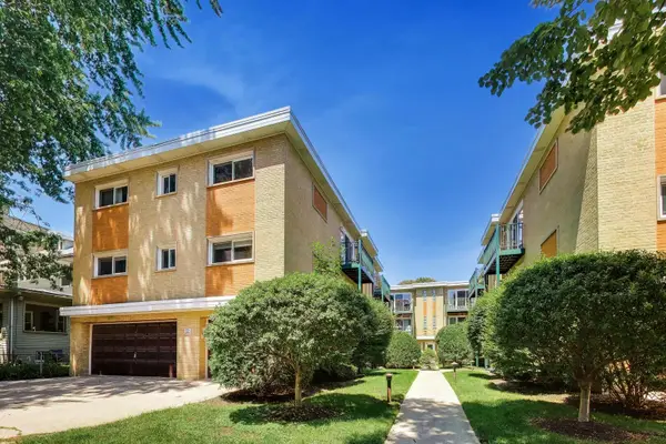 717 Seward Street #3E, Evanston, IL 60202