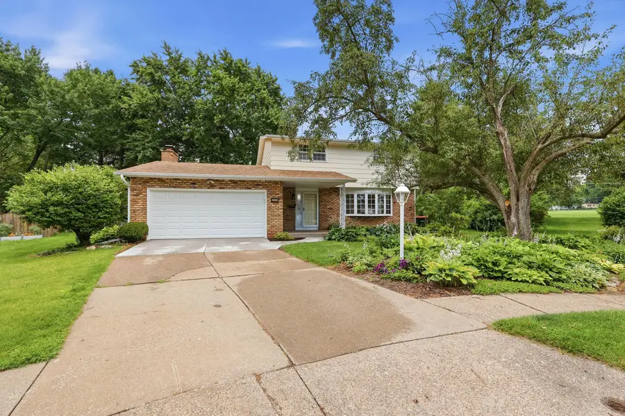2903 Woodland Court, Davenport, IA 52803 - #2