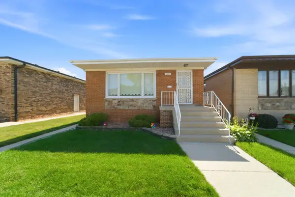 11607 S Avenue J, Chicago, IL 60617